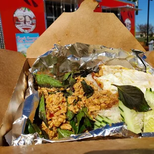 Phad ka prow with chicken Spicy level 2