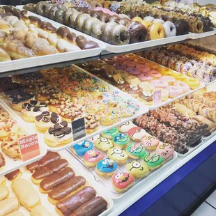 food, dough desserts, donuts