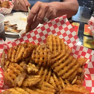 Garlic Waffle fries