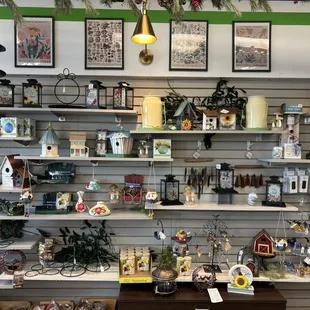 Bird Houses, Bird Seed, Bird Accessories