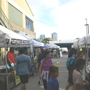 Our Kaka'ako Farmer's Market