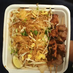 Pad Thai w/ BBQ Pork &amp; Chicken Stick.