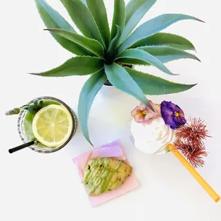 Organic Matcha Lavender Lemonade