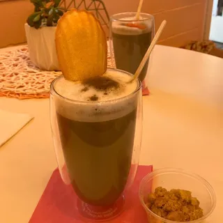 French Madeleine Hojicha Latt (decaf matcha) ICED ONLY