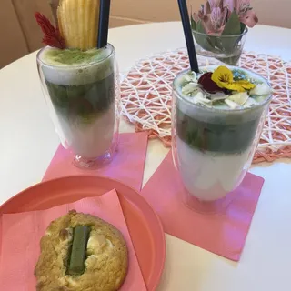 White Chocolate Hojicha Latt (decaf matcha)