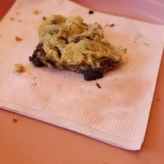 Vegan chocolate chip cookie