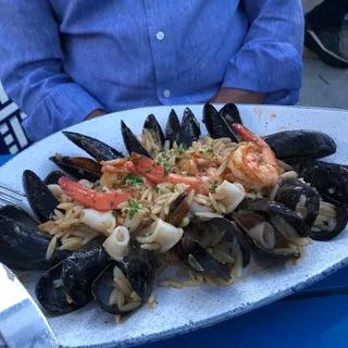 Thalassina (Greek Paella)