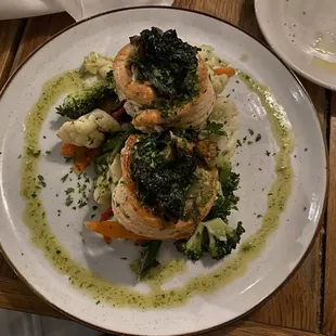 Salmon stuffed with veggies