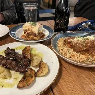 Fileto Souvlaki (Filet Mignon Skewers)