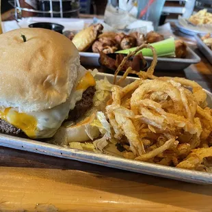 The burgers are soo filling!