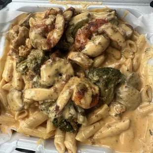 Sausage pasta with chicken and shrimp!!! BUSSIN!!!
