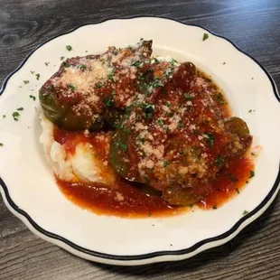 food, chicken wings and fried chicken