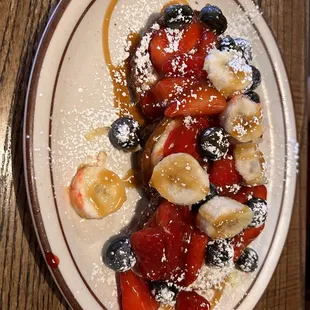 Cinnamon French toast with fruit