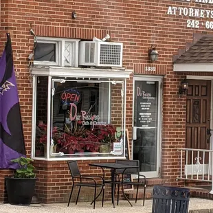 Signage is subtile. Look for the big Ravens flag.