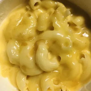 Creamy Mac and Cheese Lunch