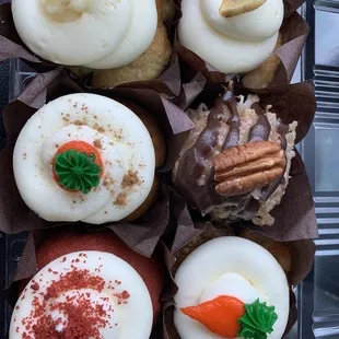 Banana cream cheese, German Chocolate, Pumpkin &amp; Carrot and the always yummy RED VELVET!