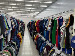 Village Discount Outlet