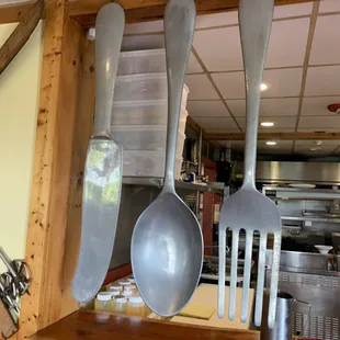 Giant Utensils for your Giant Appetite