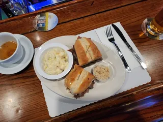 Clubhouse Grille & Sports Bar