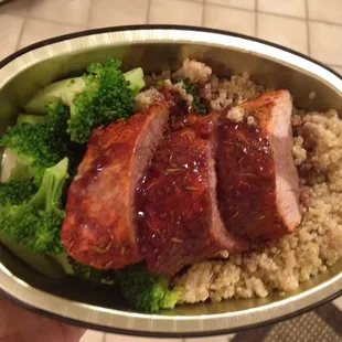 Grilled pork with blackberry sauce, broccoli and quinoa!
