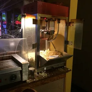 Fresh popcorn while you hang out