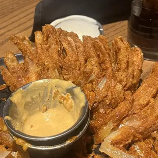 Fried onion petal