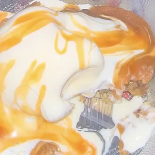 Salted Caramel Cookie Skillet**