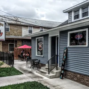 Outlaw BBQ Smokehouse, 1300 N Main St, Hampstead, Maryland 21074, United States. (443) 507-5995 https://outlawbbqsmokehouse.com/