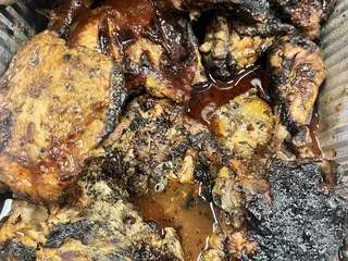 The MacDonnell Deli & Grill and Catering