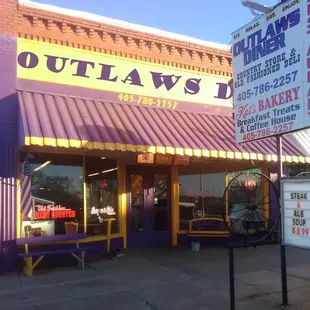 the outside of the restaurant