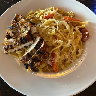 Fettuccine Alfredo