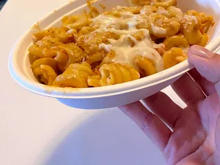 Mac N Noodles