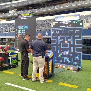 World's Largest PacMan/Galaga