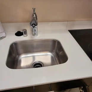 Kitchen sink