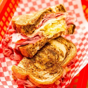 a sandwich in a basket on a table