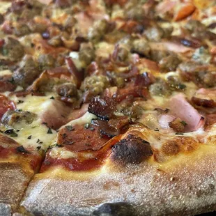 a close up of a pizza