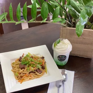 ovasians stir fried udon noodles with choice of meat