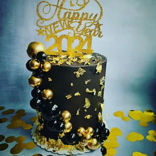 a happy new year cake