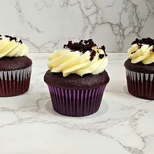 Chocolate cupcakes with vanilla buttercream