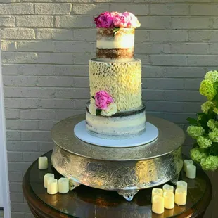 Gluten free wedding cake.