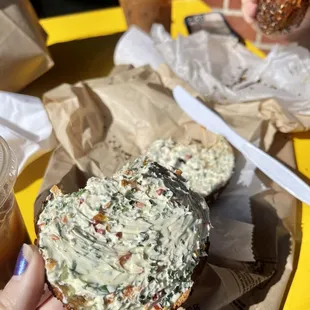 Veggie cream cheese