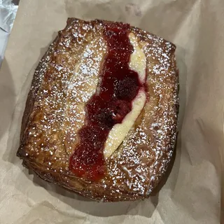 Fig Cheesecake Danish