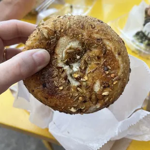 Spicy fennel bagel