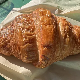 Traditional Croissant