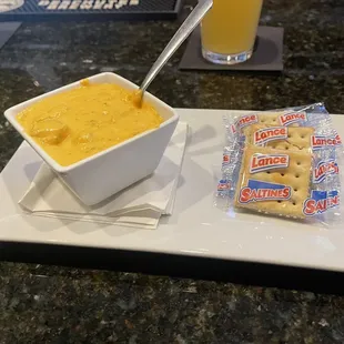 Cheddar broccoli soup