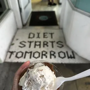 Butterfinger and drumstick in a cookies and cream cup