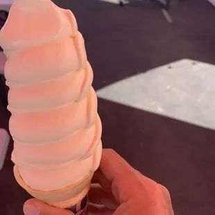 Vanilla cone