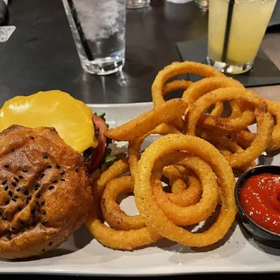 Hamburger and onion rings