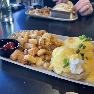 Eggs Benne