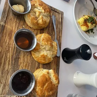 3 Buttermilk Biscuits Plate